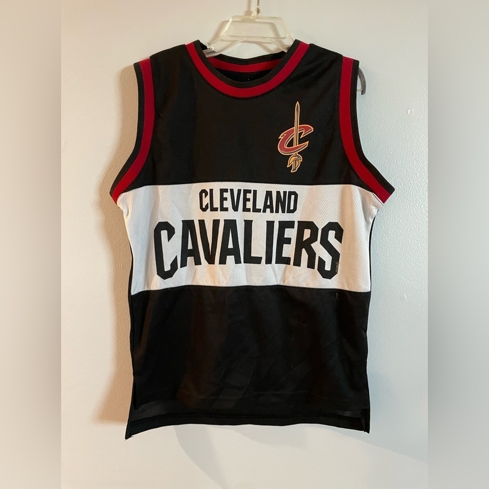 NBA Cleveland Cavaliers Kids Black and Red Jersey youth size 8